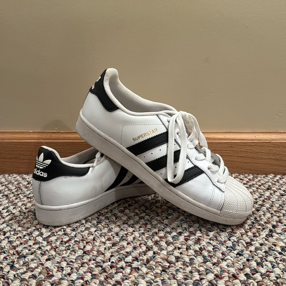 ADIDAS ORIGINALS SIZE 7.5👟